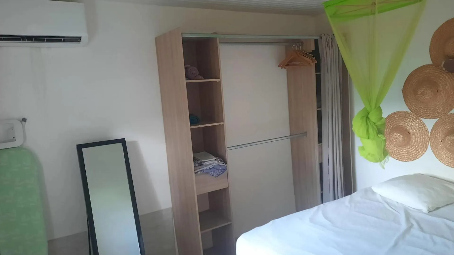 Appartement Charmant A Ducos 42M² Avec Piscine Partagee Martinique